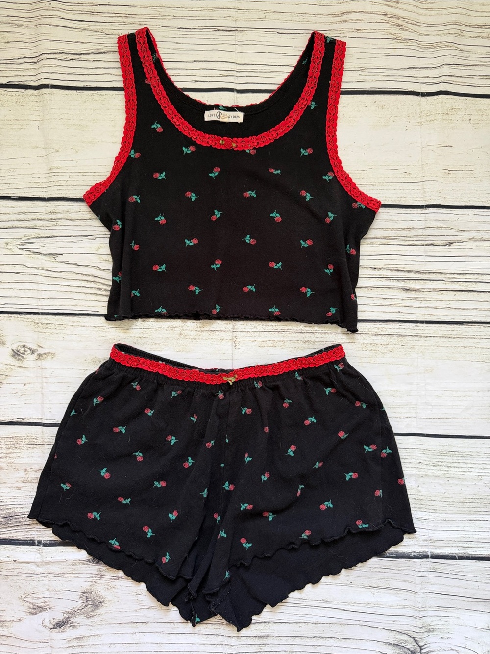 ♡ Love and Lazy Days Black & Red Rose Crop Tank and Shorts Sleep Lounge Set M